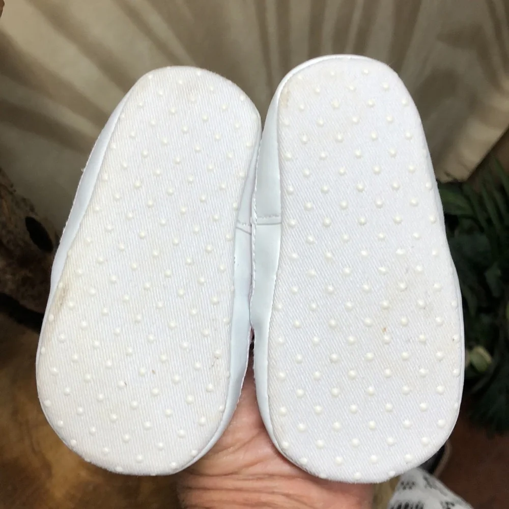 Old navy‎ slip on tennis shoes